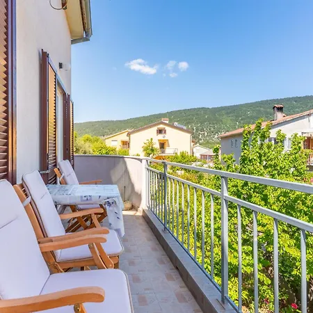 Apartment Vitkovic Cres