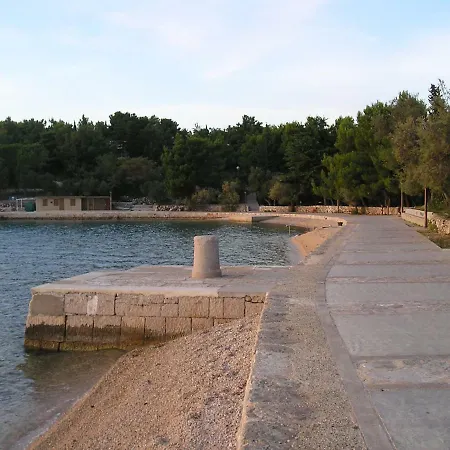 Vitkovic アパート