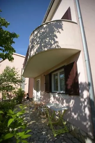 Vitkovic Lägenhet Cres